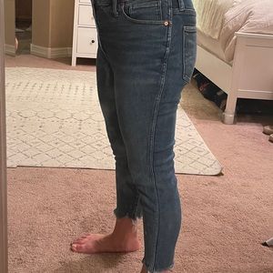 Cropped high rise jeans